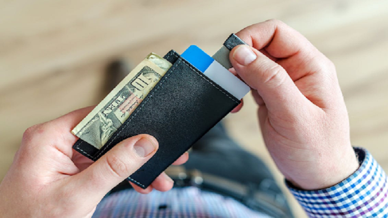 How the Color of Your Wallet Can Reflect Your Personality