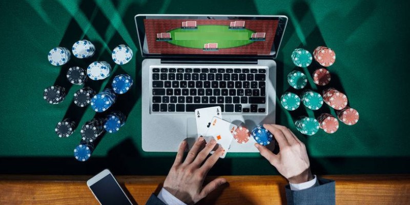 Best Ways to Improve in Online Poker