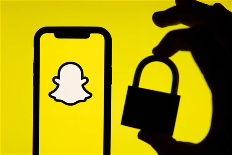 How to Hack Someone’s Snapchat the Easiest Way
