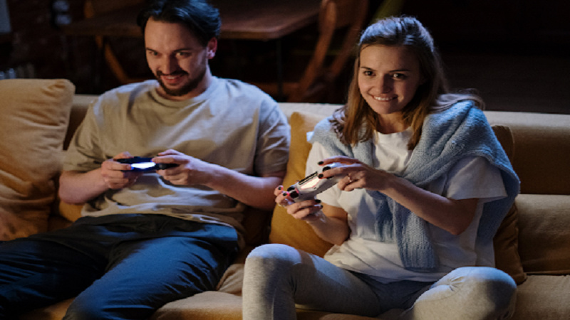 How Gaming Can Bring You And Your Partner Closer Together